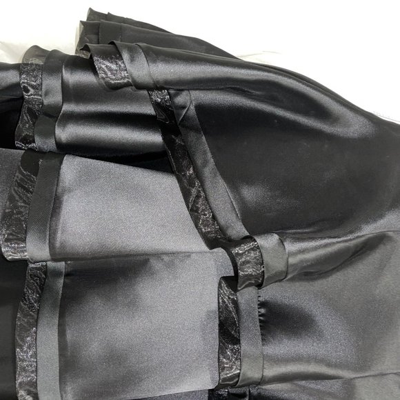 2 Piece Black Skirt & Crop Top - Picture 2 of 3